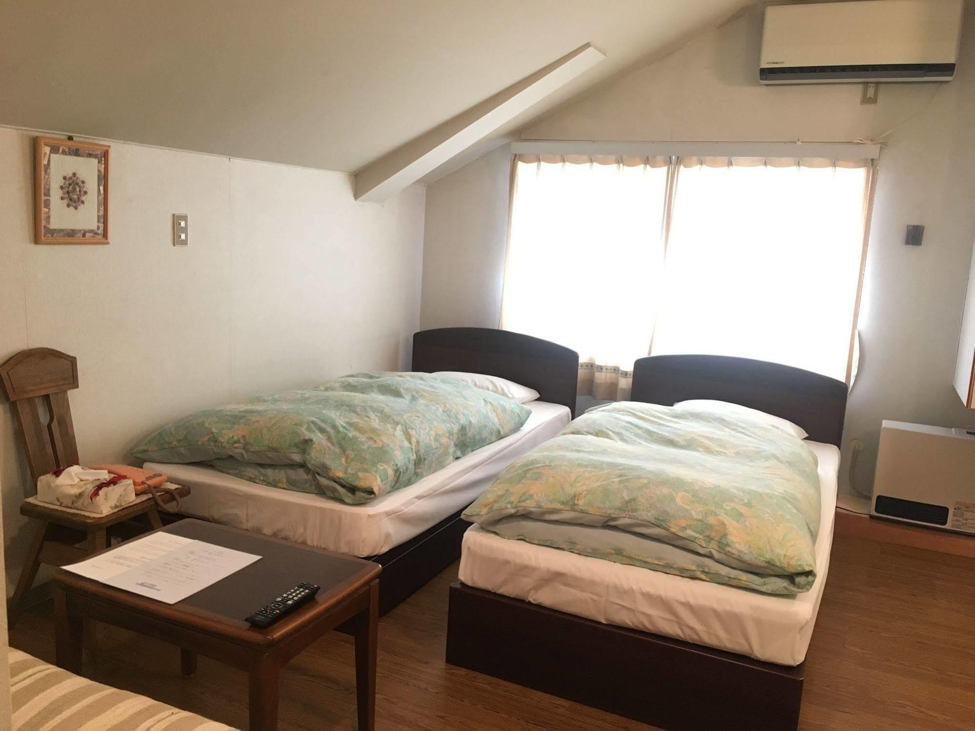 Fujiyoshi Hotel Nozawaonsen Bagian luar foto